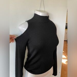 SALE 🛍️ 89th & Madison Cold Shoulder Turtleneck Sweater